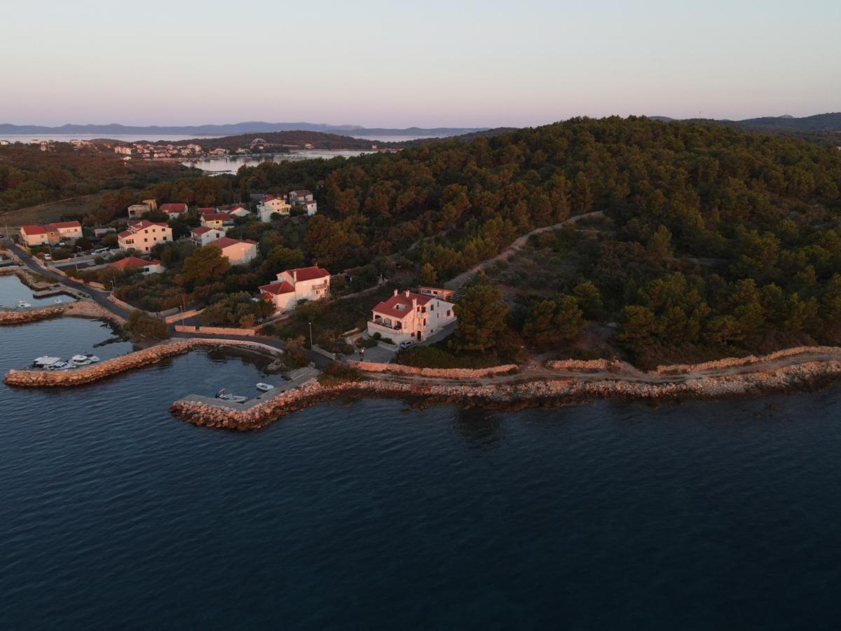 Goga Villa Ždrelac Exteriör bild